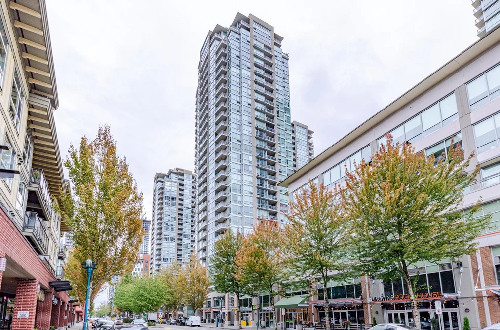 2968 Glen Dr Unit 2707, Coquitlam, BC - MLS: R3160533