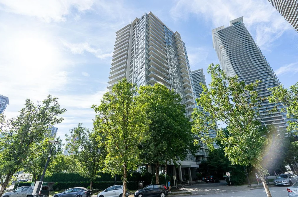 Condo for sale at 2708 2289 Yukon Crescent Burnaby British Columbia - MLS: R3147518
