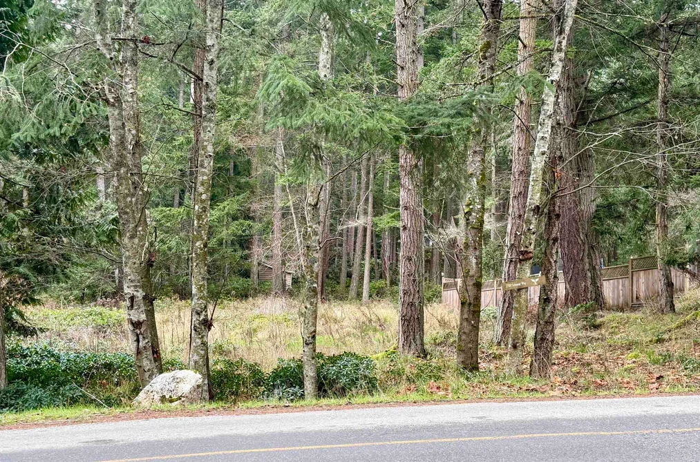 27100 SCHOONER WAY, Pender Island BC V0N 2M2, Pender Island BC — Land for Sale - Photo 3