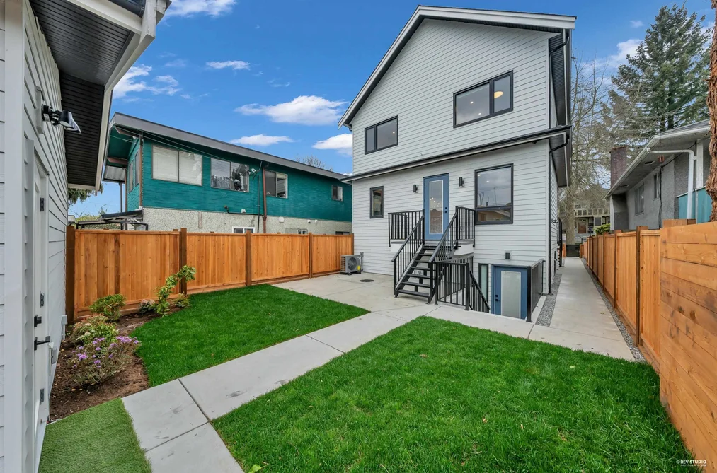 Half Duplex for sale at 2713 Cheyenne Avenue Vancouver British Columbia - MLS: R3149132