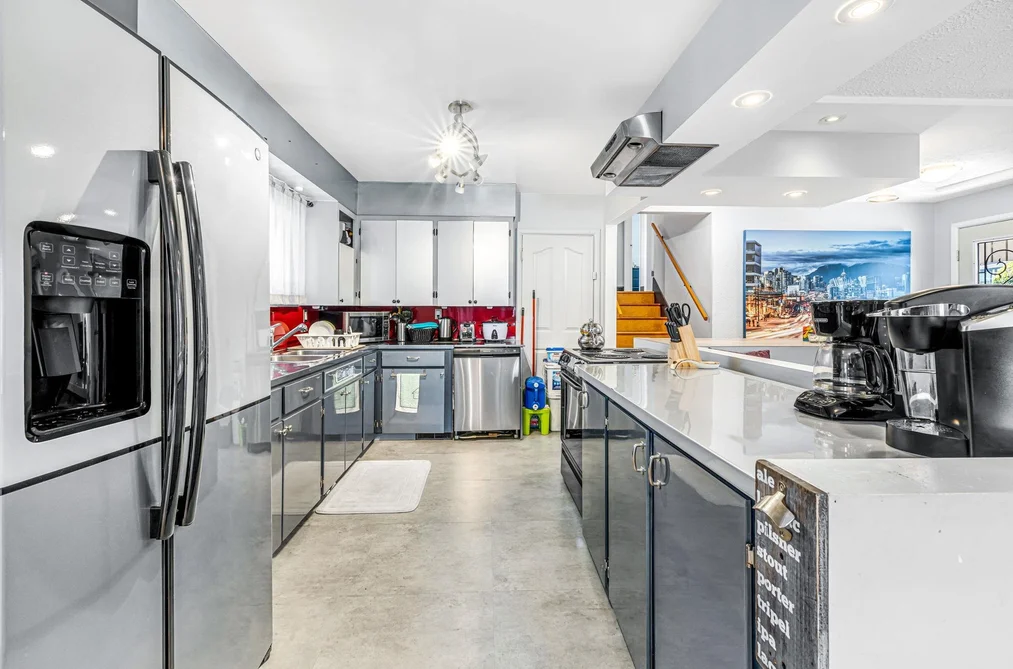 2715 COAST MERIDIAN ROAD, Port Coquitlam BC V3B 3M6, Port Coquitlam BC — Residential for Sale - Photo 5