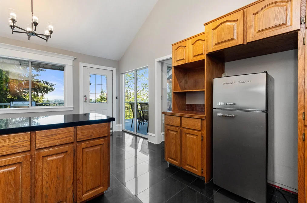 2716 ST MORITZ WAY, Abbotsford BC V3G 1C3, Abbotsford BC — Residential for Sale — Photo 10 of 40