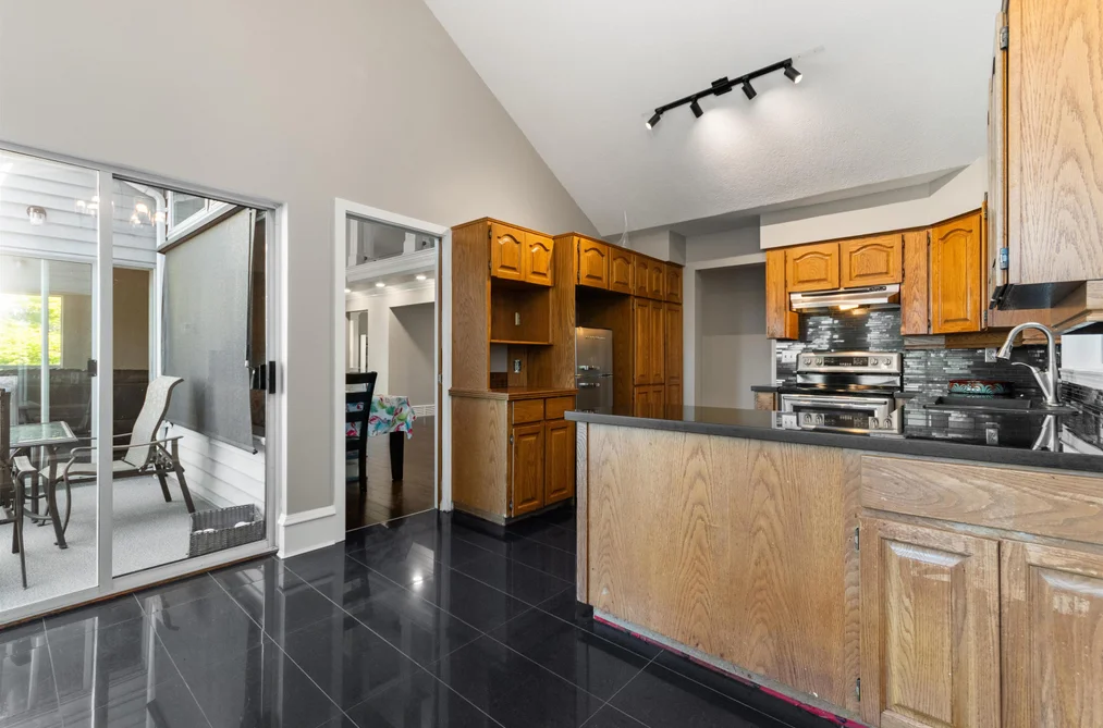 2716 ST MORITZ WAY, Abbotsford BC V3G 1C3, Abbotsford BC — Residential for Sale — Photo 11 of 40