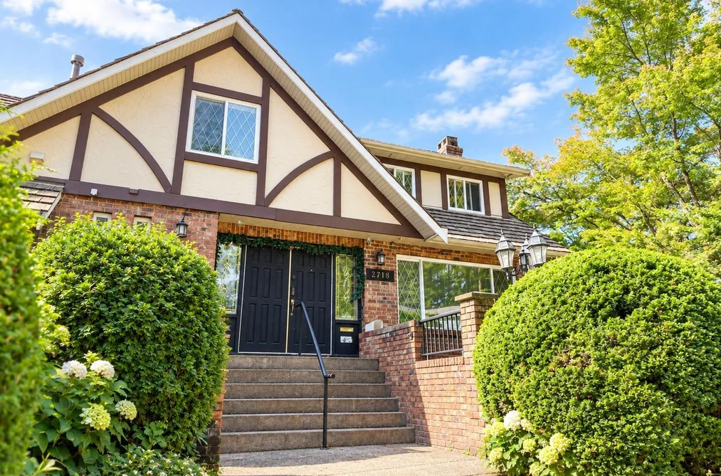 House for sale at 2718 Byron Place North Vancouver British Columbia - MLS: R3168026