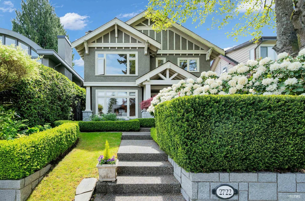 House for sale at 2722 W 31st Avenue Vancouver British Columbia - MLS: R3119356