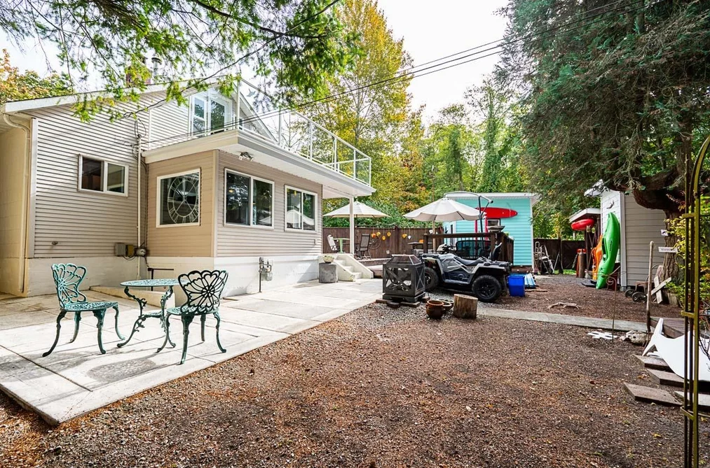 2725 GORDON AVENUE, Surrey BC V4A 3J2, Surrey BC — Residential for Sale - Photo 4