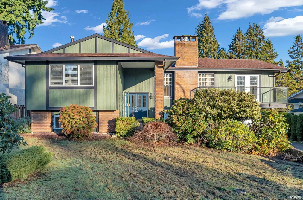 House for sale at 2731 Daybreak Avenue Coquitlam British Columbia - MLS: R3069847