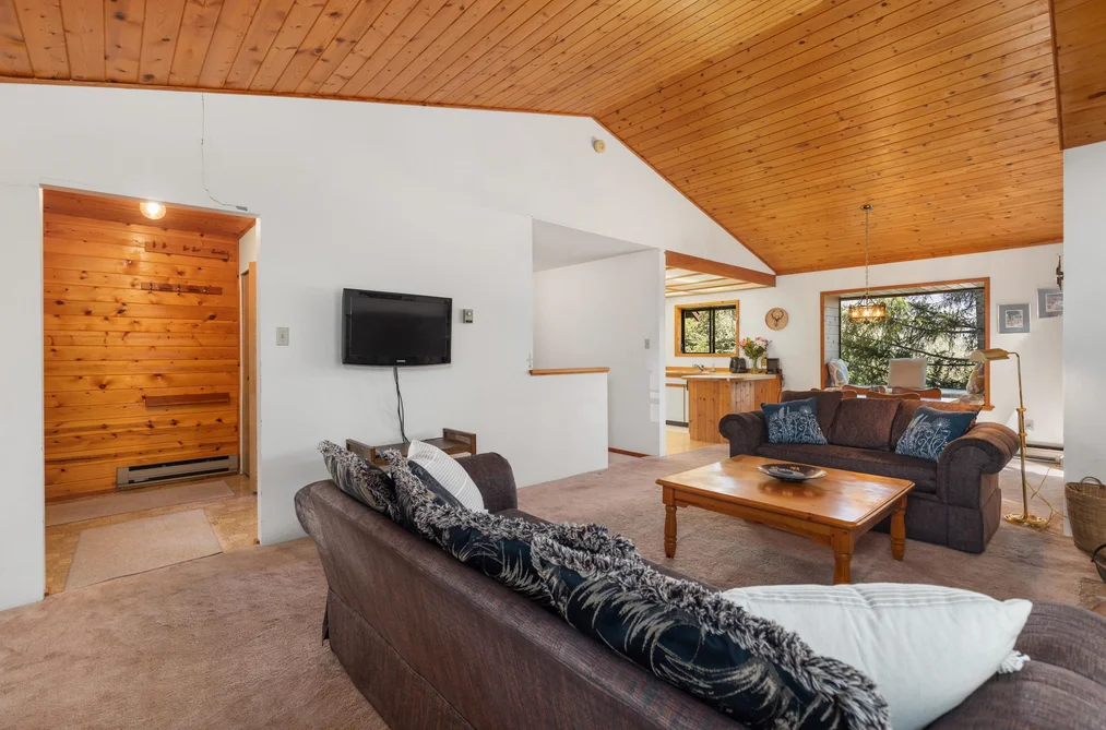 2732 SPROATT DRIVE, Whistler BC V8E 0A8, Whistler BC — Residential for Sale - Photo 5