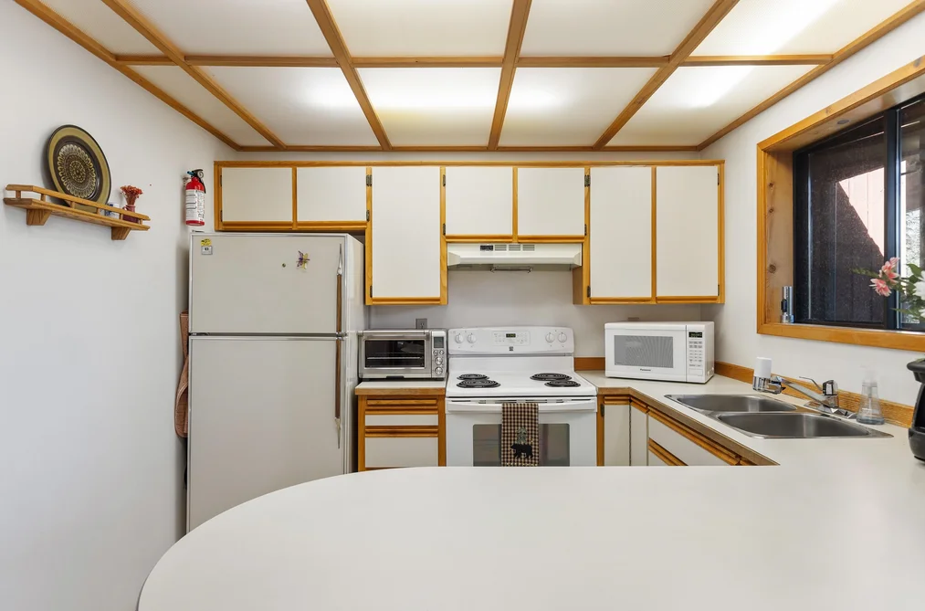 2732 SPROATT DRIVE, Whistler BC V8E 0A8, Whistler BC — Residential for Sale - Photo 7