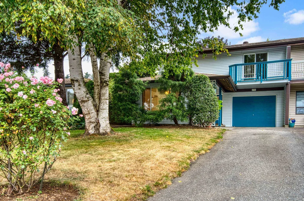 Half Duplex for sale at 2743 Sandon Drive Abbotsford British Columbia - MLS: R3163040