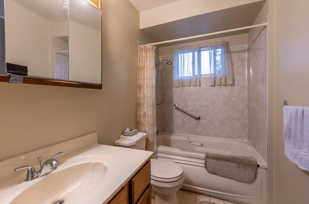 2745 Ash Street, Abbotsford, BC - House for Sale - Photo 19 of 40 2745 Ash Street, Abbotsford, BC - House for Sale - Photo 19 of 40