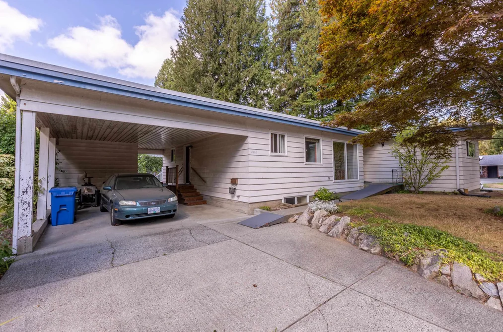 2745 Ash Street, Abbotsford, BC - House for Sale - Photo 37 of 40 2745 Ash Street, Abbotsford, BC - House for Sale - Photo 37 of 40