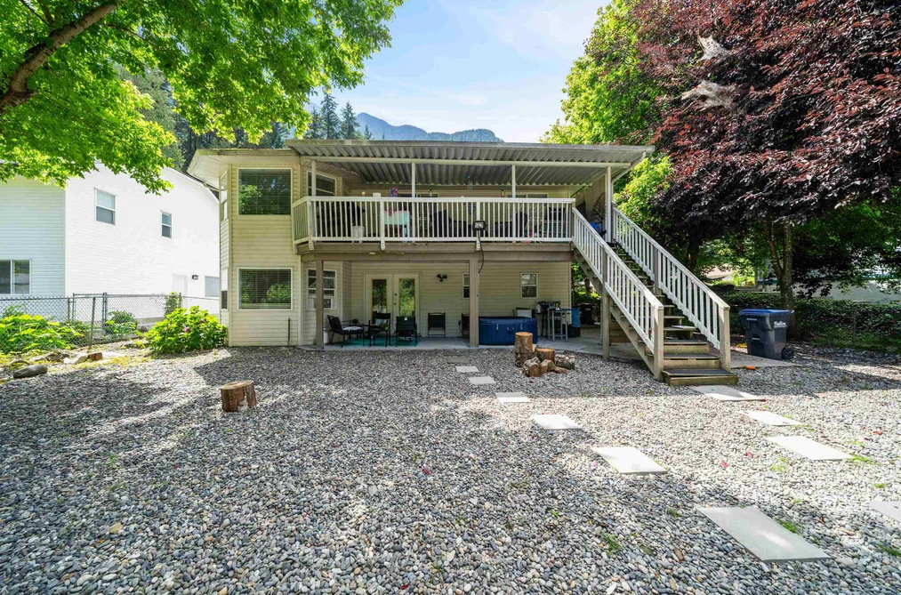 275 FORREST CRESCENT, Hope BC V0X 1L4, Hope BC — Residential for Sale — Photo 20 of 31