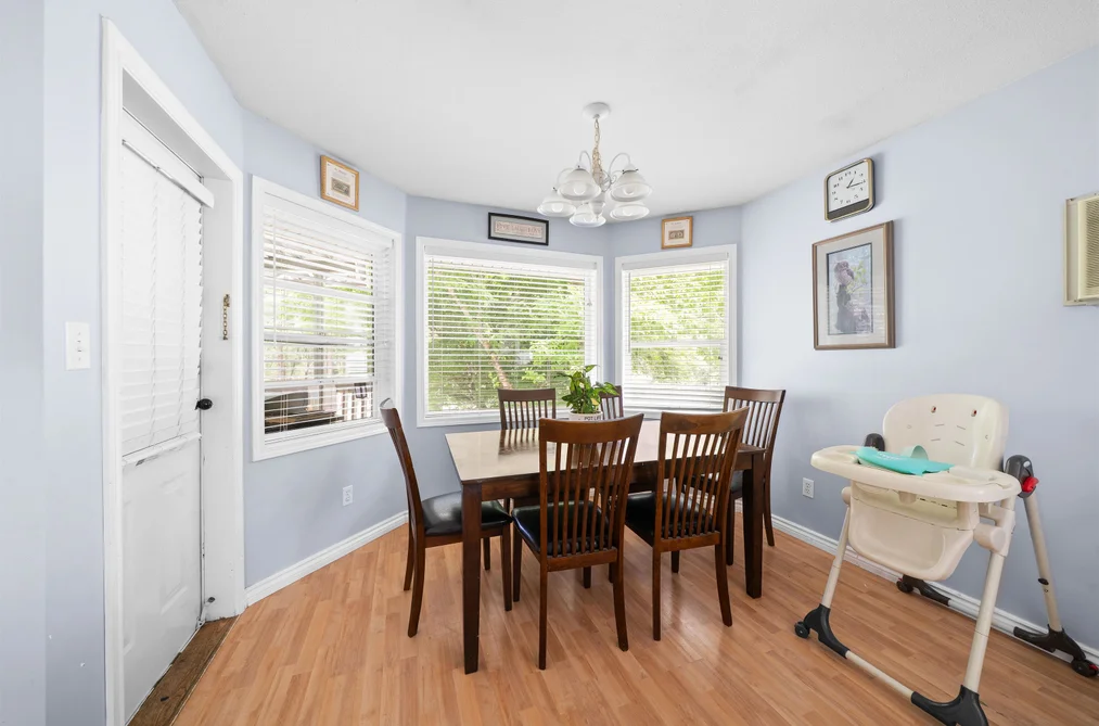 275 FORREST CRESCENT, Hope BC V0X 1L4, Hope BC — Residential for Sale — Photo 8 of 31