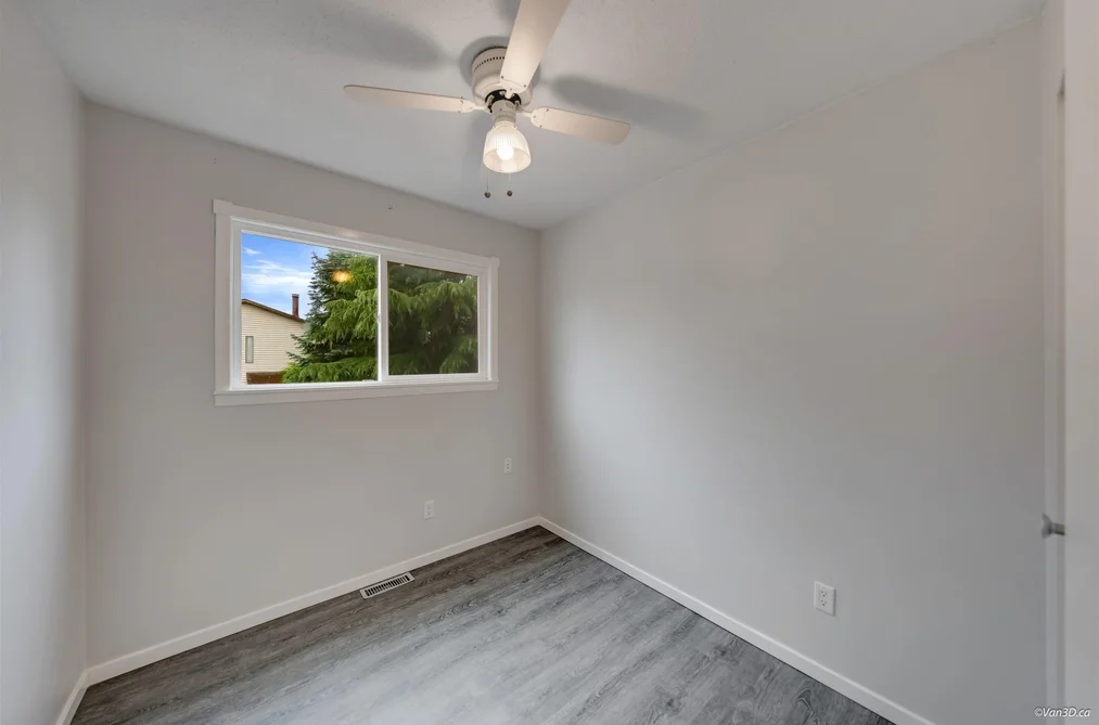 27549 31A AVENUE, Langley BC V4W 3L2, Langley BC — Residential for Sale — Photo 11 of 34