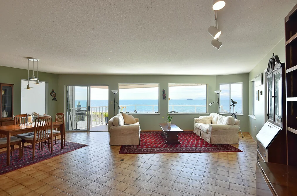 2755-2757 LOWER ROAD, Roberts Creek BC V0N 2W4, Roberts Creek BC — Residential for Sale - Photo 2
