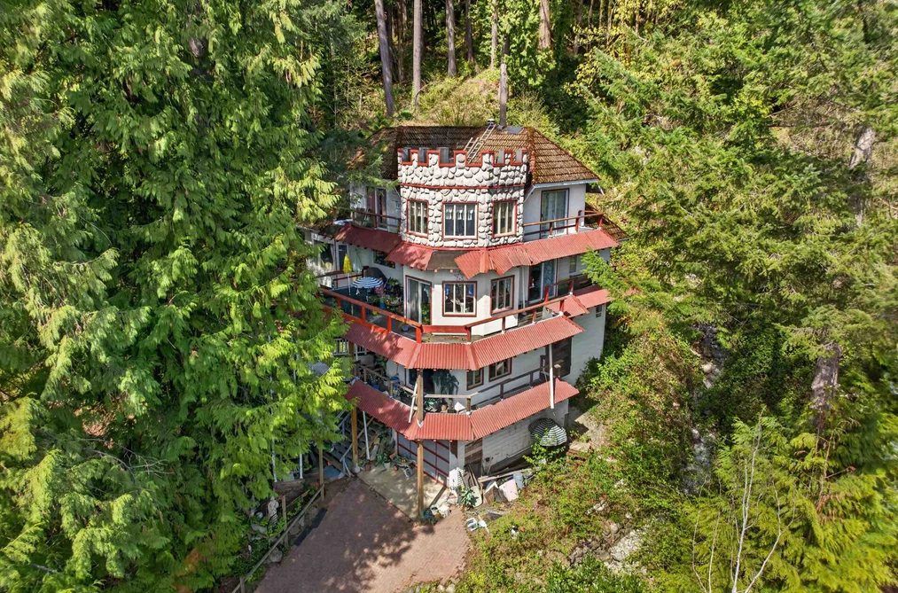 House for sale at 2755 Panorama Drive North Vancouver British Columbia - MLS: R3121894