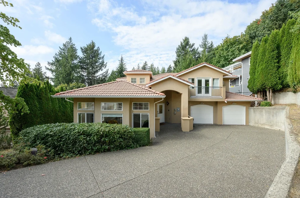 2757 CHELSEA COURT, West Vancouver BC V7S 3E9, West Vancouver BC — Residential for Sale - Photo 2