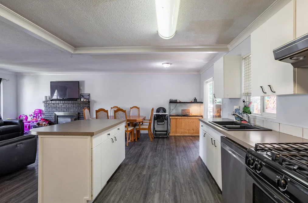 27582 31B AVENUE, Langley BC V4W 3L3, Langley BC — Residential for Sale — Photo 6 of 30