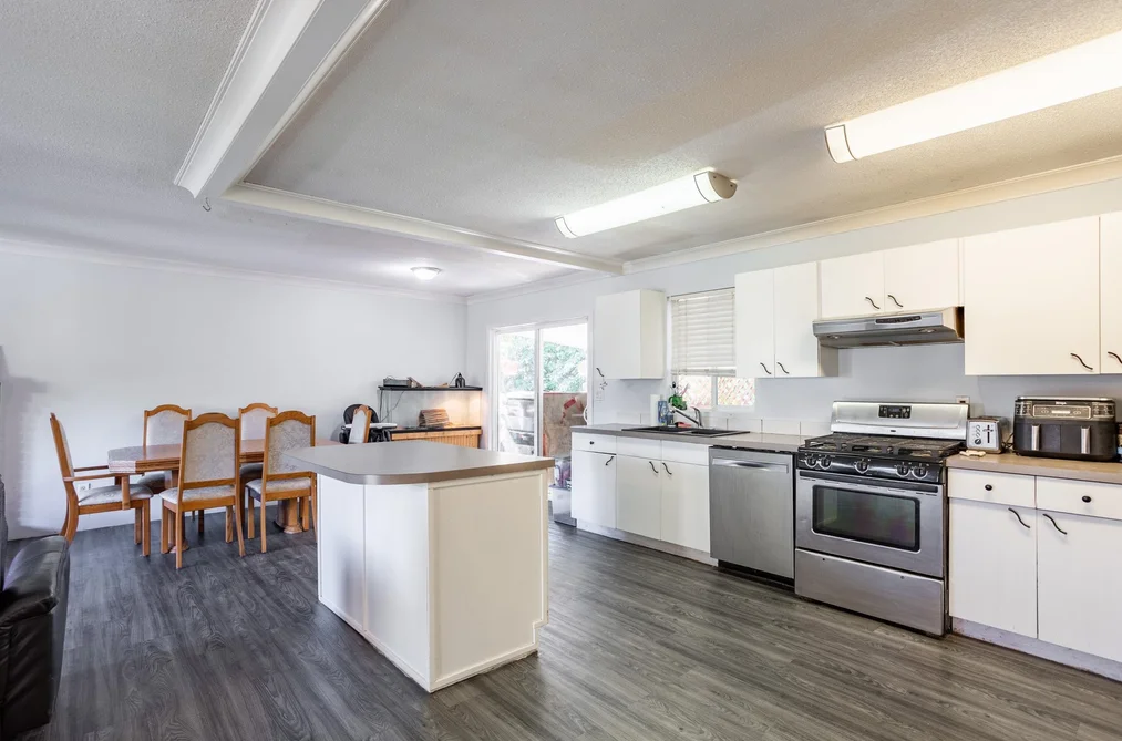 27582 31B AVENUE, Langley BC V4W 3L3, Langley BC — Residential for Sale — Photo 8 of 30