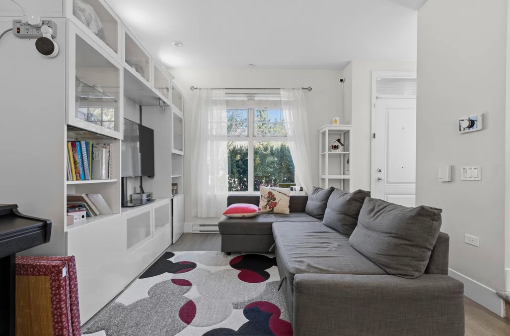 276 W 62ND AVENUE, Vancouver BC V5X 0H1, Vancouver BC — Residential for Sale - Photo 2
