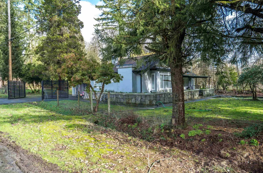 House for sale at 27601 104 Avenue Maple Ridge British Columbia - MLS: R3090204