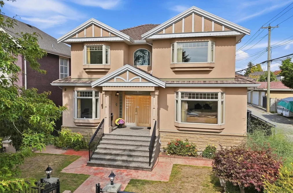 House for sale at 2763 E 53rd Avenue Vancouver British Columbia - MLS: R3164917