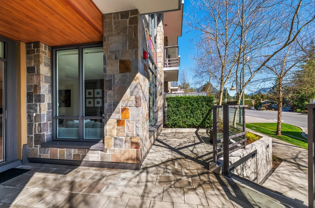 2765 MOUNTAIN HIGHWAY, North Vancouver BC V7J 0B4, North Vancouver BC — Residential for Sale - Photo 4