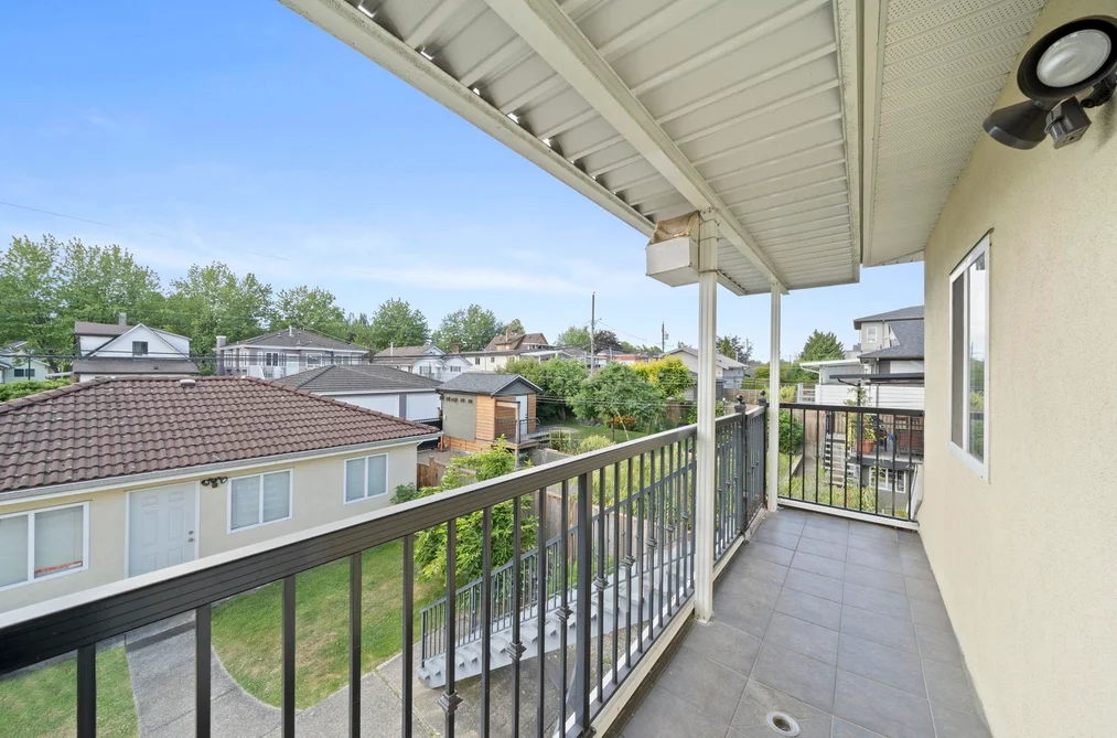 2772 TRIUMPH STREET, Vancouver BC V5K 1T2, Vancouver BC — Residential for Sale — Photo 17 of 36