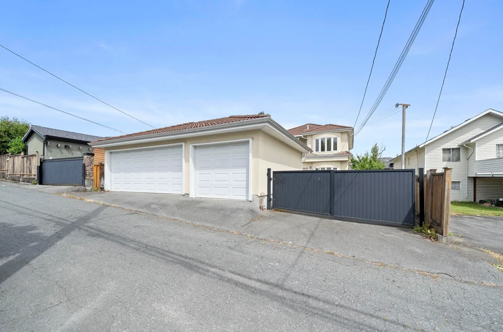 2772 TRIUMPH STREET, Vancouver BC V5K 1T2, Vancouver BC — Residential for Sale — Photo 35 of 36