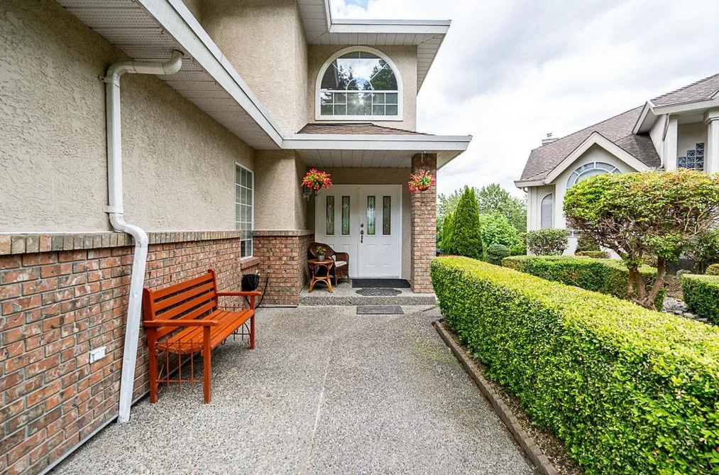 2775 NADINA DRIVE, Coquitlam BC V3C 6A5, Coquitlam BC — Residential for Sale - Photo 2
