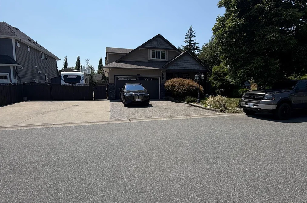 House for sale at 27858 Ledunne Avenue Abbotsford British Columbia - MLS: R3103267