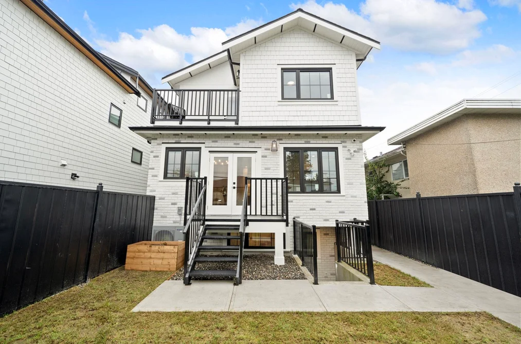 Half Duplex for sale at 2793 W 21st Avenue Vancouver British Columbia - MLS: R3072744