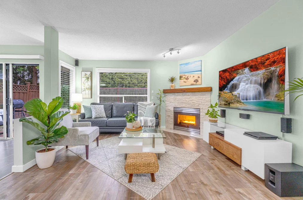 Townhouse for sale at 28 10130 155 Street Surrey British Columbia - MLS: R3115258