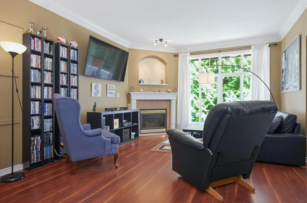 28 11358 COTTONWOOD DRIVE, Maple Ridge, BC — Residential for Sale — Photo 6 of 40