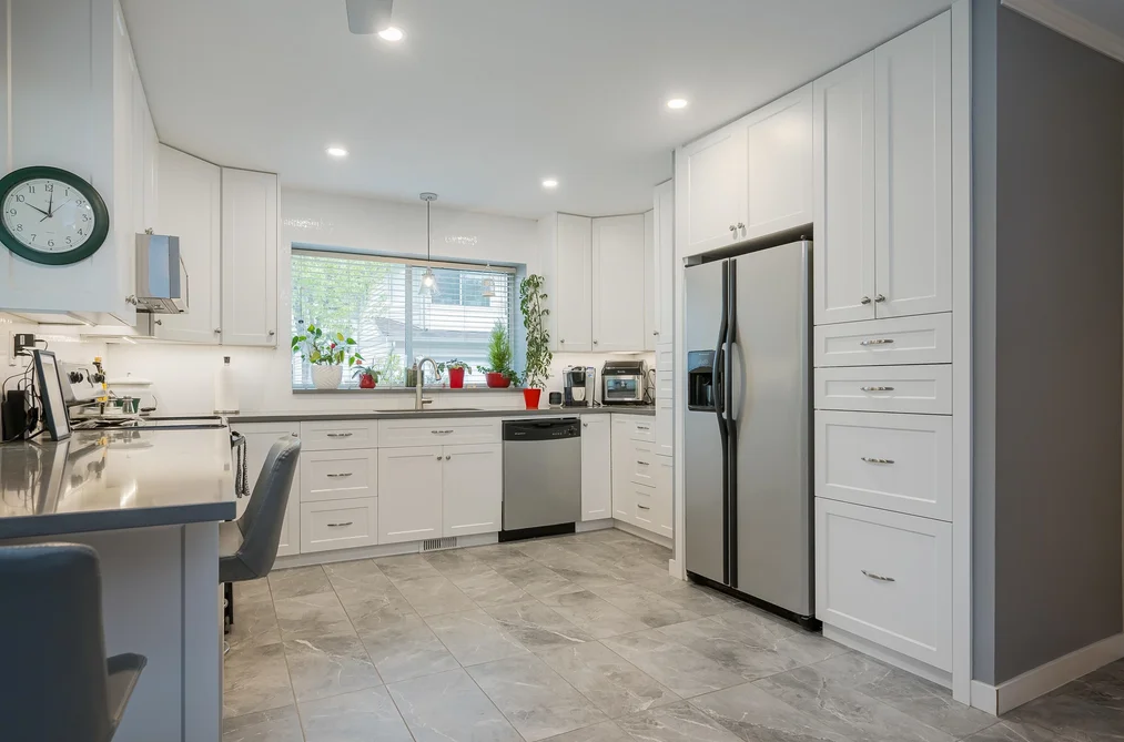 28 2023 WINFIELD DRIVE, Abbotsford BC V3G 1K5, Abbotsford BC — Residential for Sale - Photo 5
