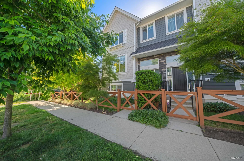 Townhouse for sale at 28 2239 164a Street Surrey British Columbia - MLS: R3130969