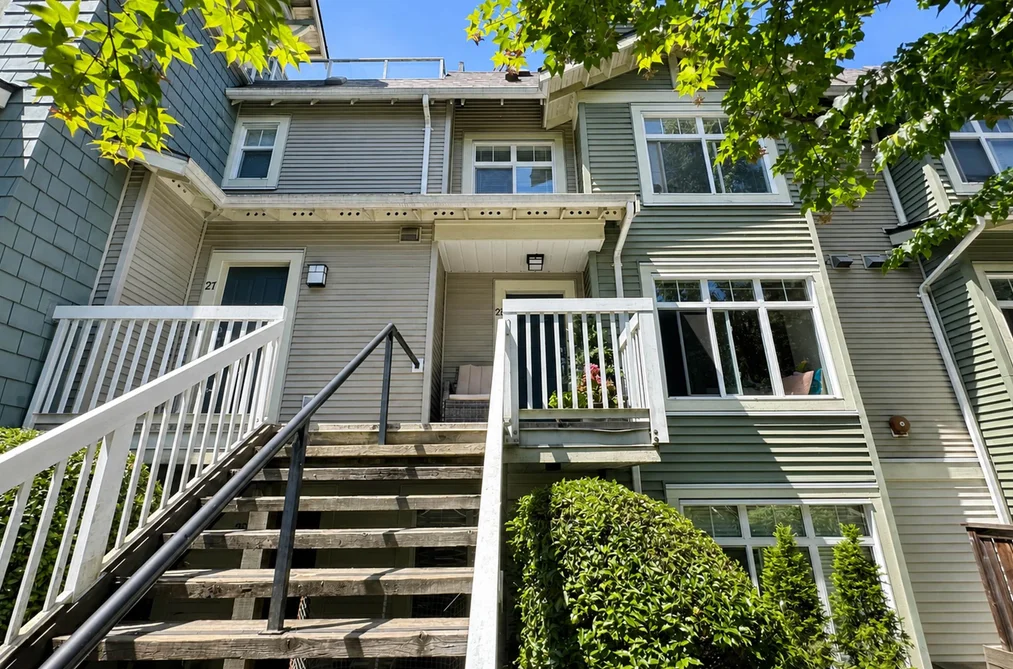 28 7428 SOUTHWYNDE AVENUE, Burnaby BC V3N 0A1, Burnaby BC — Residential for Sale - Main Photo