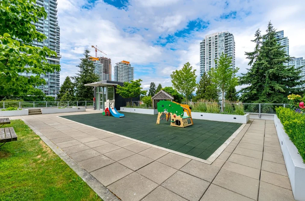 2801 13438 CENTRAL AVENUE, Surrey BC V3T 0N2, Surrey BC — Residential for Sale — Photo 16 of 36