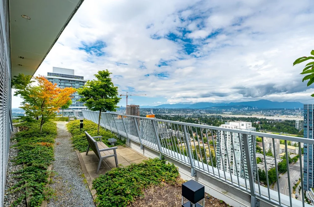 2801 13438 CENTRAL AVENUE, Surrey BC V3T 0N2, Surrey BC — Residential for Sale — Photo 27 of 36