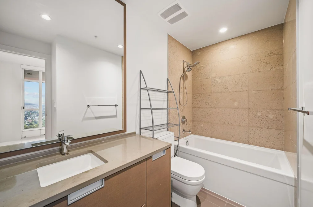2803 4688 KINGSWAY AVENUE, Burnaby BC V5H 0E9, Burnaby BC — Residential for Sale — Photo 15 of 40