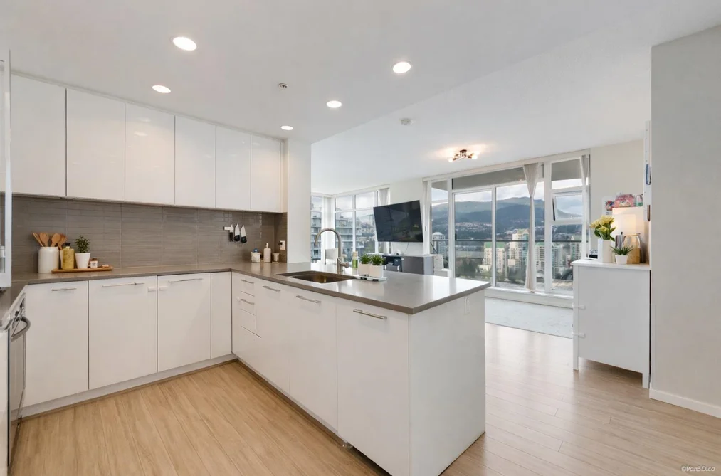 Condo for sale at 2806 3102 Windsor Gate Coquitlam British Columbia - MLS: R3105003