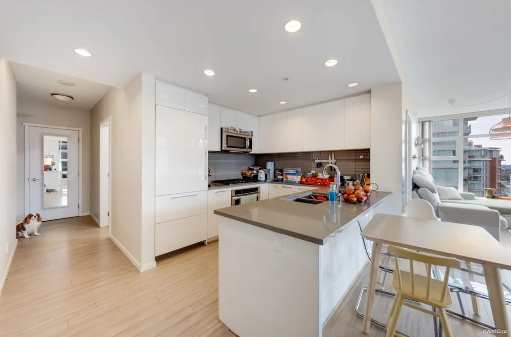 2806 3102 WINDSOR GATE, Coquitlam BC V3B 0J3, Coquitlam BC — Residential for Sale - Photo 7