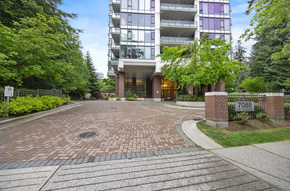 2807 7088 18TH AVENUE, Burnaby BC V3N 0A2, Burnaby BC — Residential for Sale - Photo 2