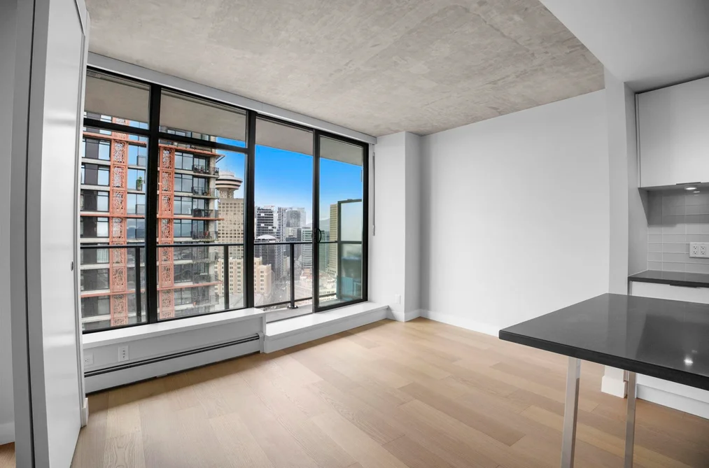 2808 108 W CORDOVA STREET, Vancouver BC V6B 0G5, Vancouver BC — Residential for Sale - Photo 3