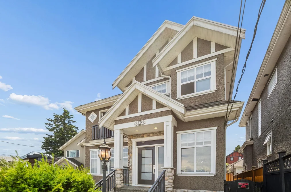 2808 WALL STREET, Vancouver BC V5K 1B2, Vancouver BC — Residential for Sale - Photo 2