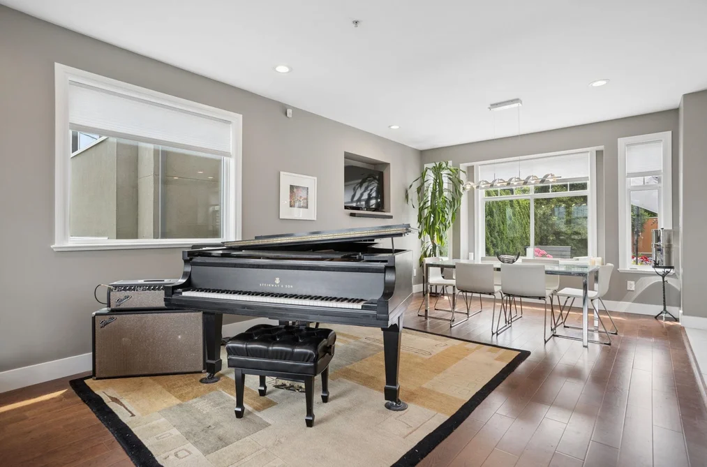 2808 WALL STREET, Vancouver BC V5K 1B2, Vancouver BC — Residential for Sale — Photo 8 of 39