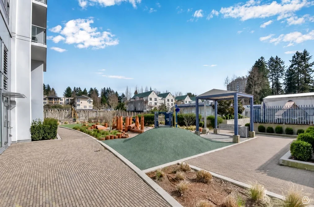 2809 - 13750 100 Avenue, Surrey, BC - MLS: R3179547 - Photo 18 2809 - 13750 100 Avenue, Surrey, BC - MLS: R3179547 - Photo 18
