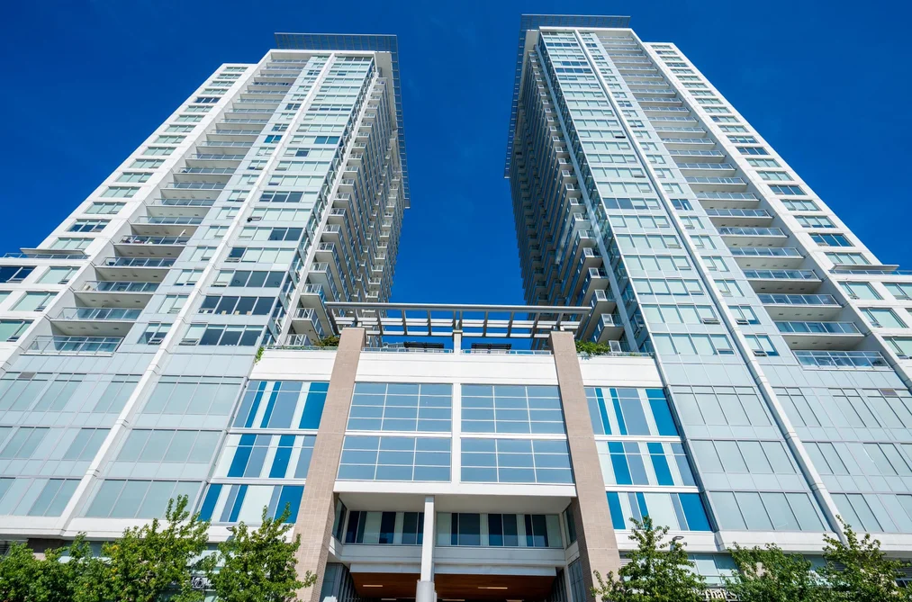 2810 908 QUAYSIDE DRIVE, New Westminster BC V3M 0L4, New Westminster BC — Residential for Sale — Photo 4 of 40