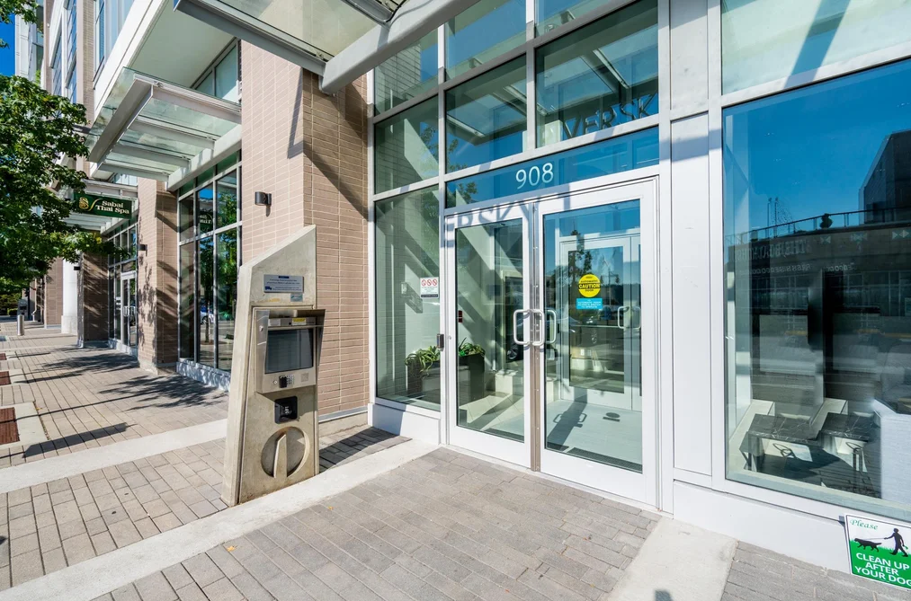 2810 908 QUAYSIDE DRIVE, New Westminster BC V3M 0L4, New Westminster BC — Residential for Sale — Photo 5 of 40